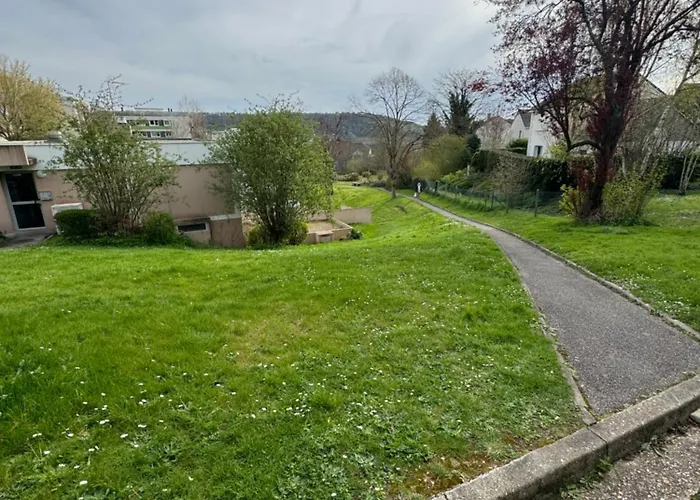 Апартаменты Le Vallon Saint Hilaire, Parking Gratuit Руан